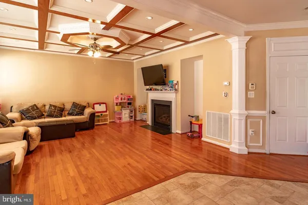 $4,900 | 9577 5th Place, Lorton, VA 22079