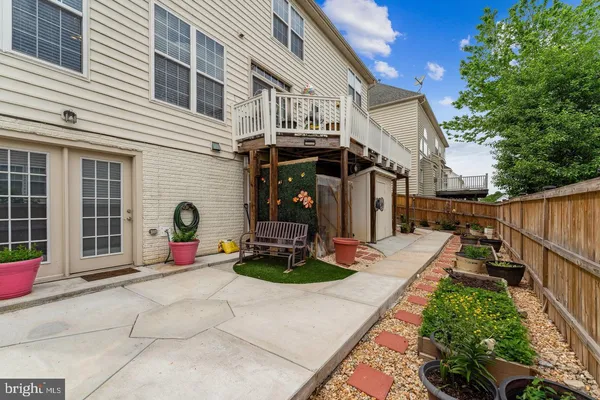 $4,900 | 9577 5th Place, Lorton, VA 22079