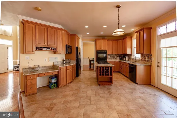 $4,900 | 9577 5th Place, Lorton, VA 22079