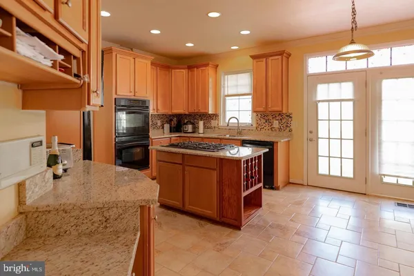 $4,900 | 9577 5th Place, Lorton, VA 22079