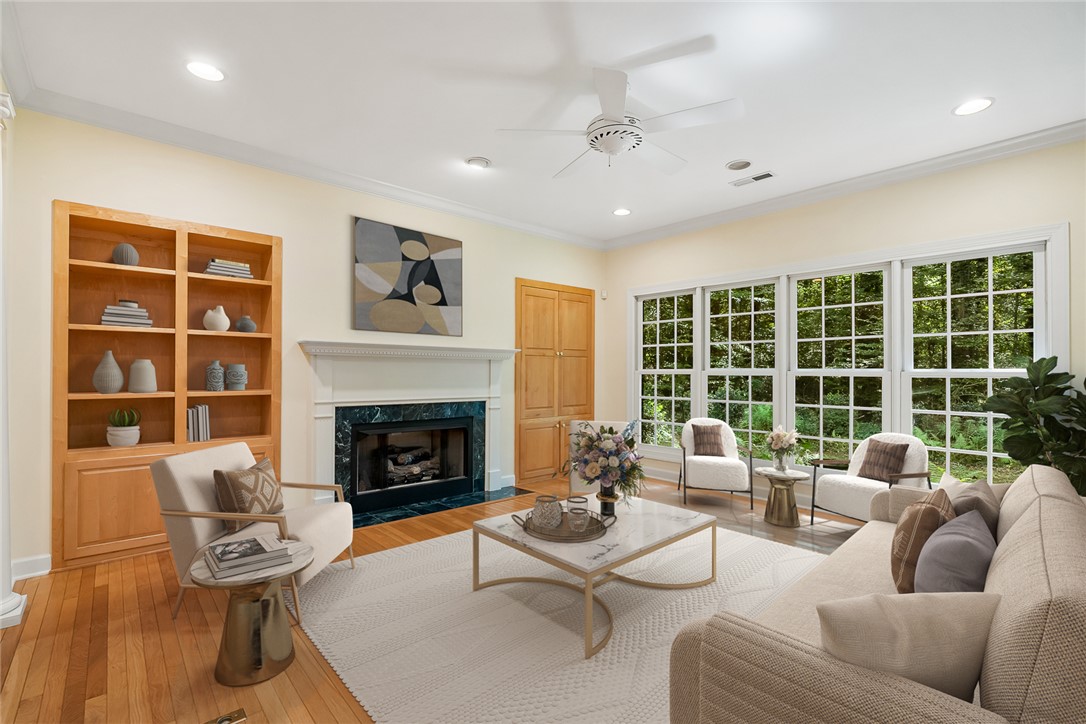 600 Downs Loop Clemson, SC 29631 - Photo 6 of 42 Great Room - Virtual Staging