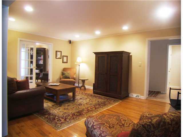 253 Weydon Road Columbus, OH 43085 - Photo 9 of 25