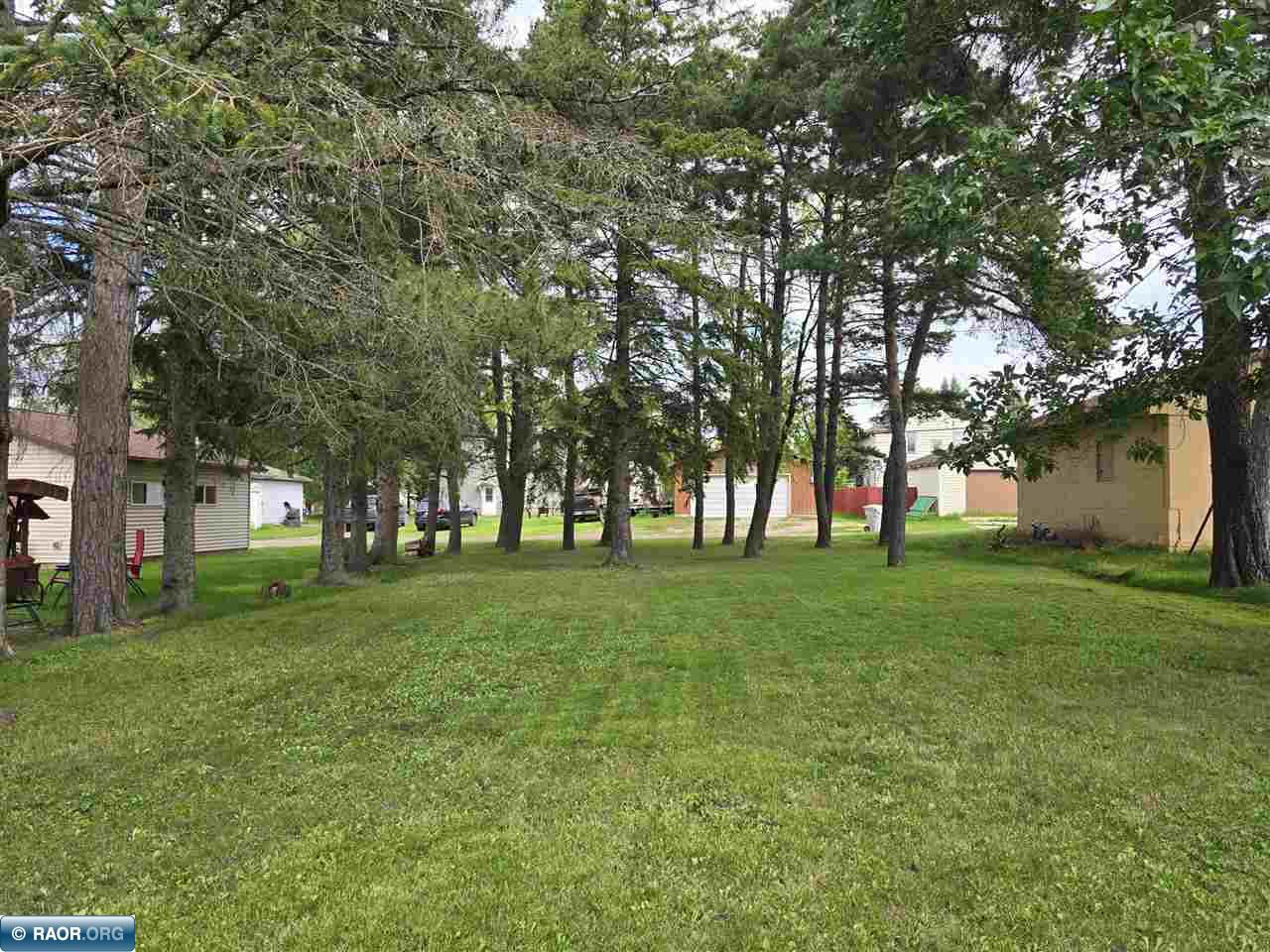 520 6th Street Southwest Chisholm, MN 55719 - Photo 6 of 23