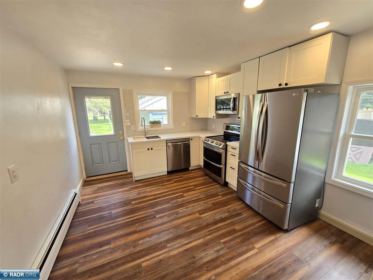 520 6th Street Southwest Chisholm, MN 55719 - Photo 9 of 23