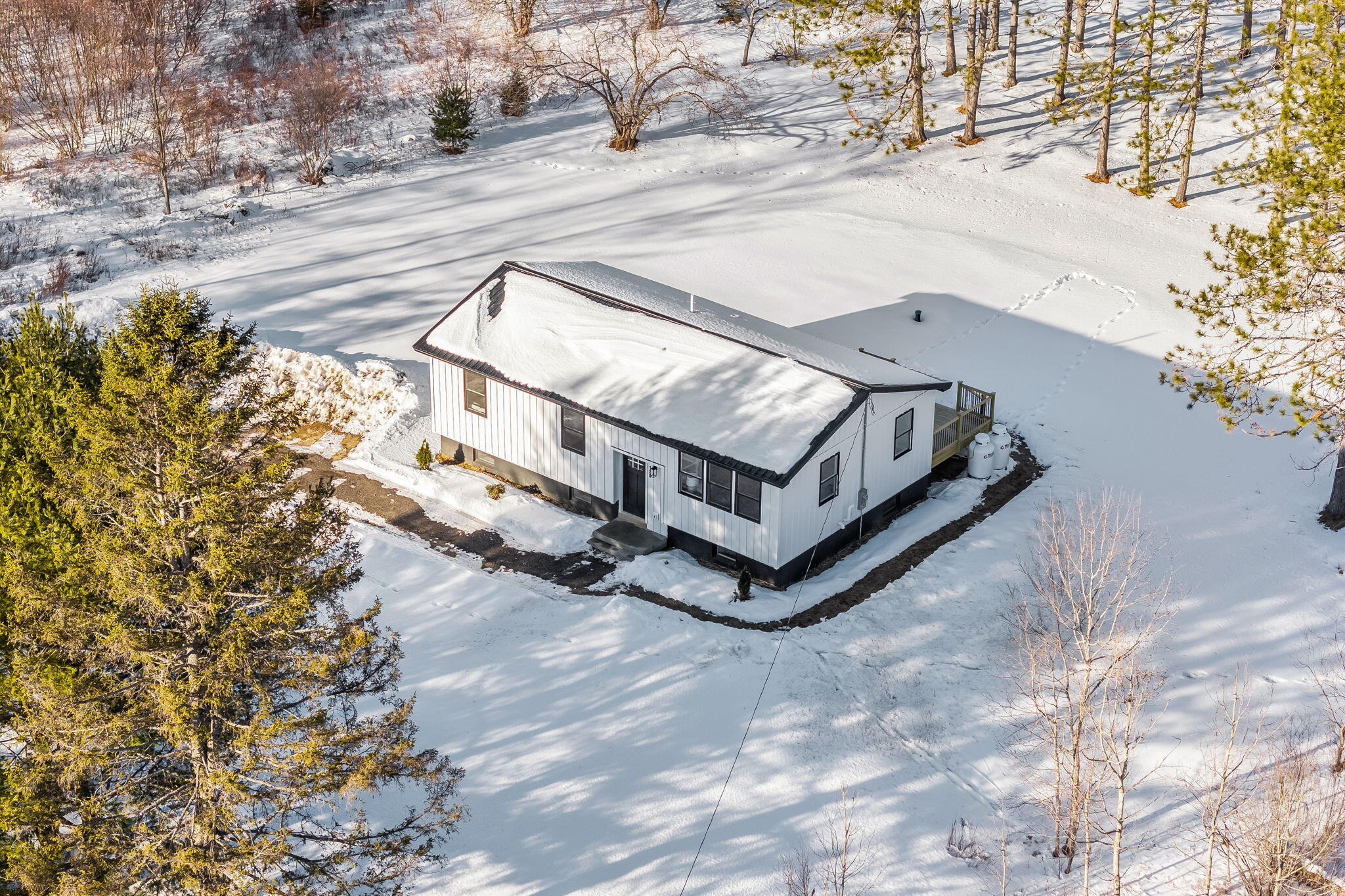 44-web-or-mls-120-wiswell-rd