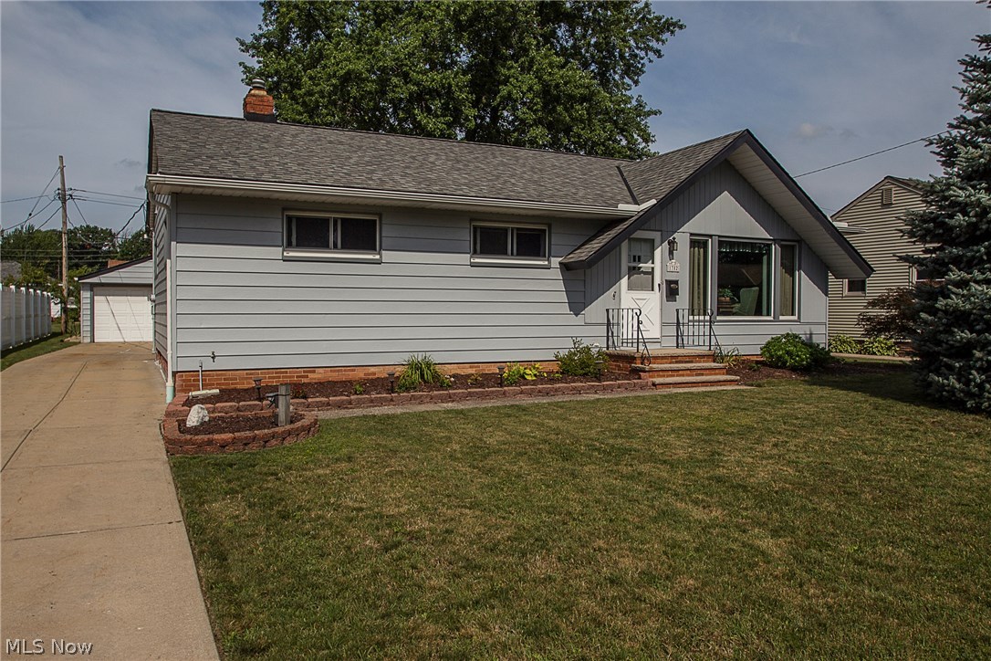 1782 Bellingham Road Cleveland, OH 44124 - Photo 1 of 3