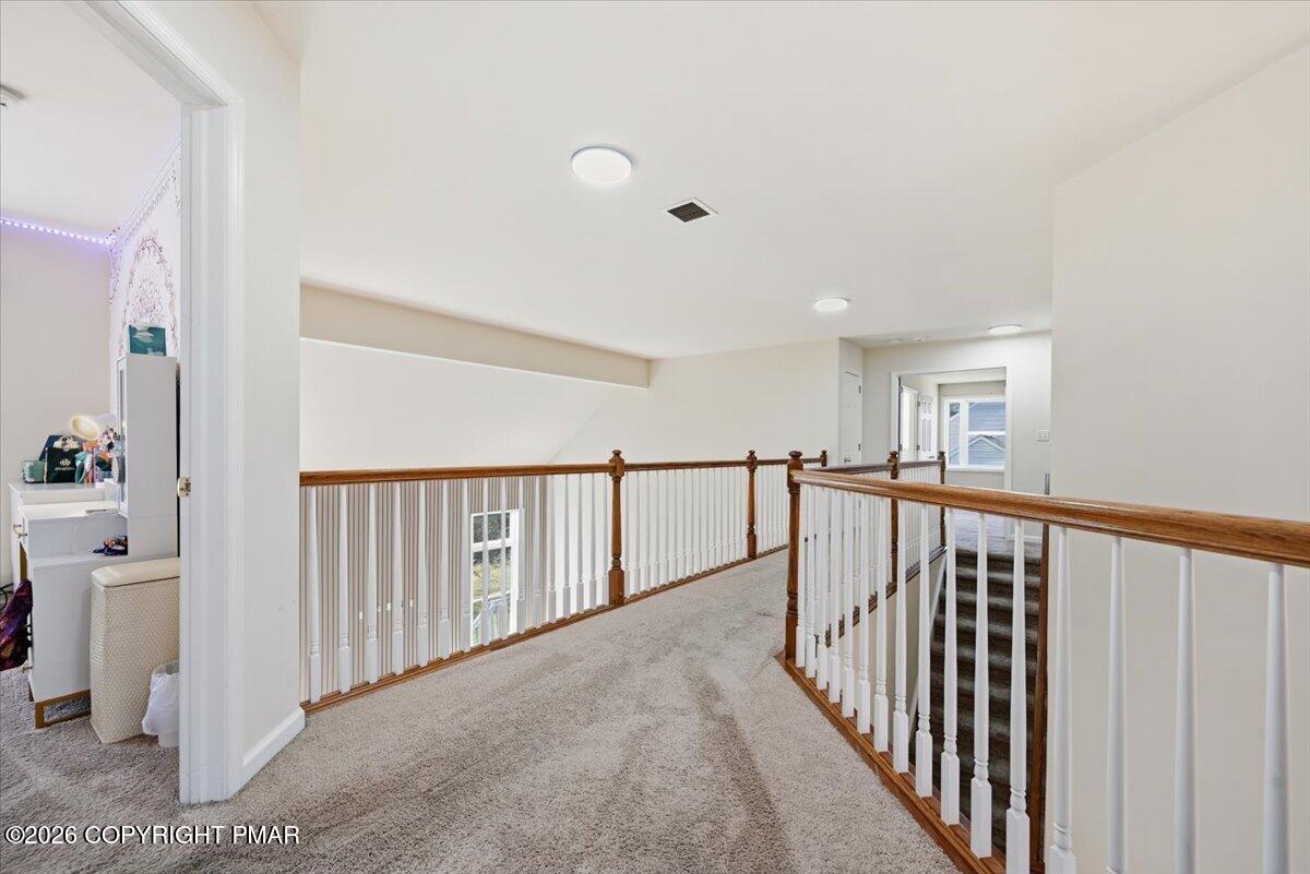 241 Dryden Road Stroudsburg, PA 18360 - Photo 40 of 101 Upstairs Hallway