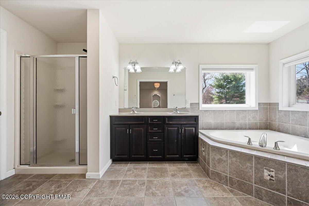 241 Dryden Road Stroudsburg, PA 18360 - Photo 50 of 101 Primary Bath