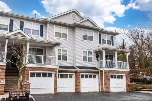 $499,900 | 218 Sheffield Court, Denville, NJ 07834