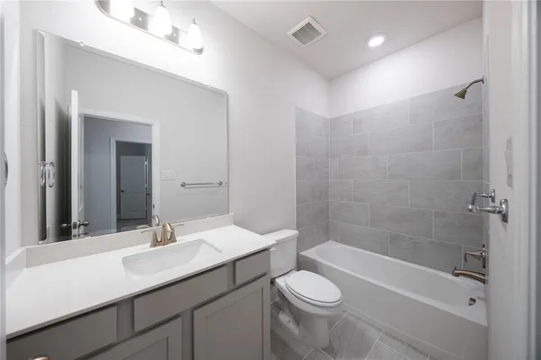 $404,990 | 7872 Manilla Drive, Rowlett, TX 75088