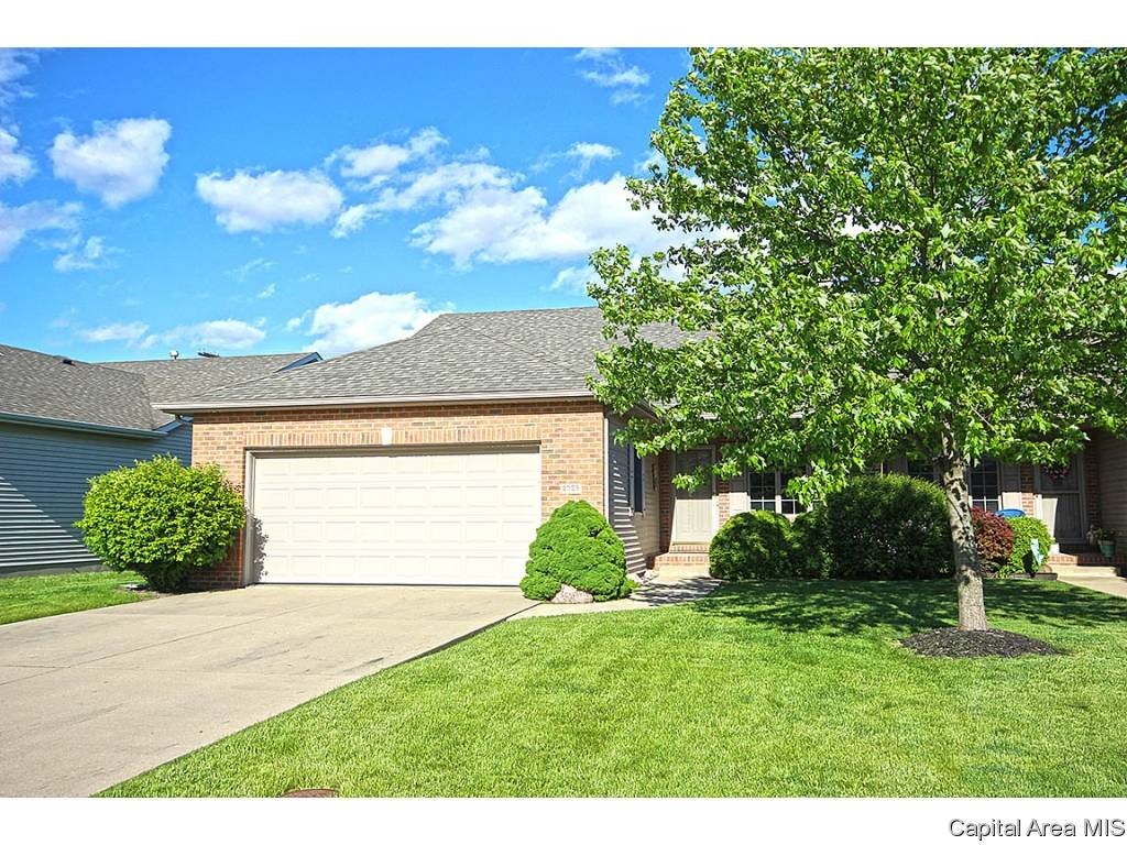 2928 Kipling Court Springfield, IL 62711 - Photo 1 of 35