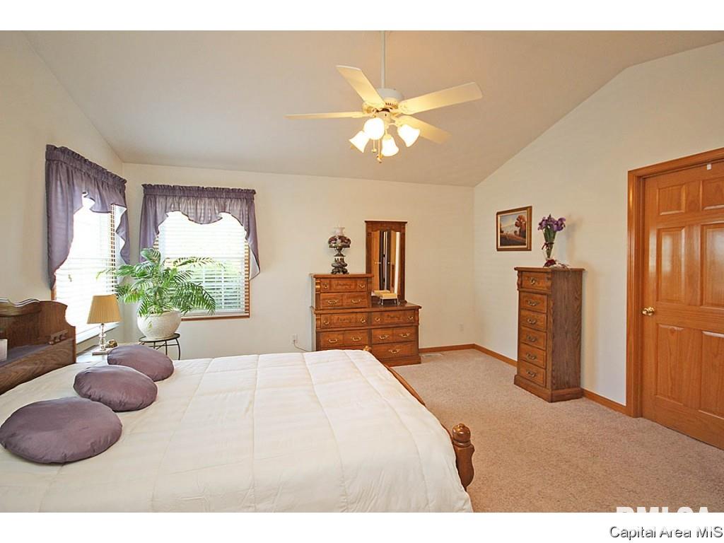 2928 Kipling Court Springfield, IL 62711 - Photo 18 of 35