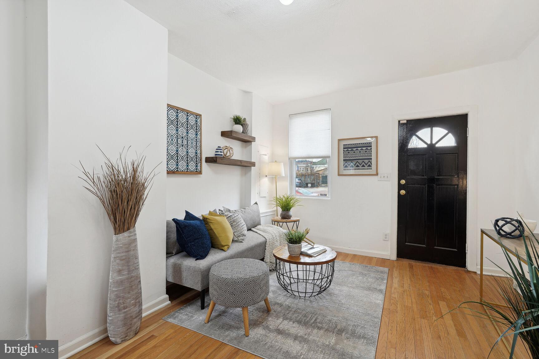 504 R Street Northwest Washington, DC 20001 - Photo 3 of 14 Gallery Image 3