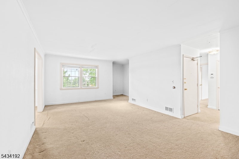 68 New Engave Summit, Unit 32 Summit, NJ 07901 - Photo 2 of 18 Gallery Image 2