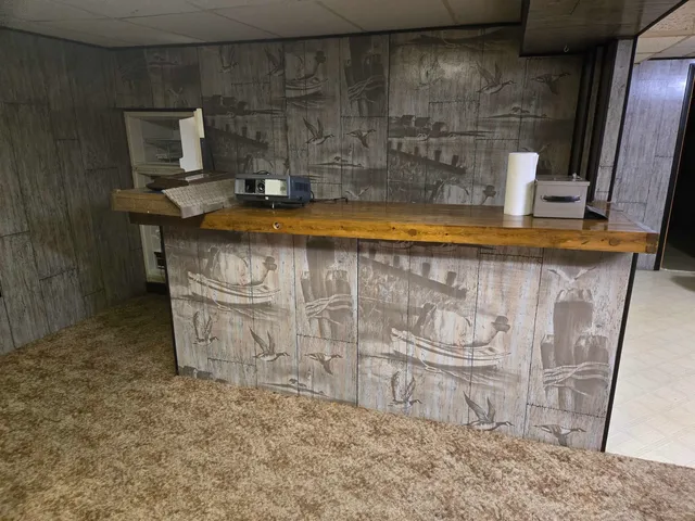 $189,900 | 1002 Fieldcrest Drive, Rockford, IL 61108