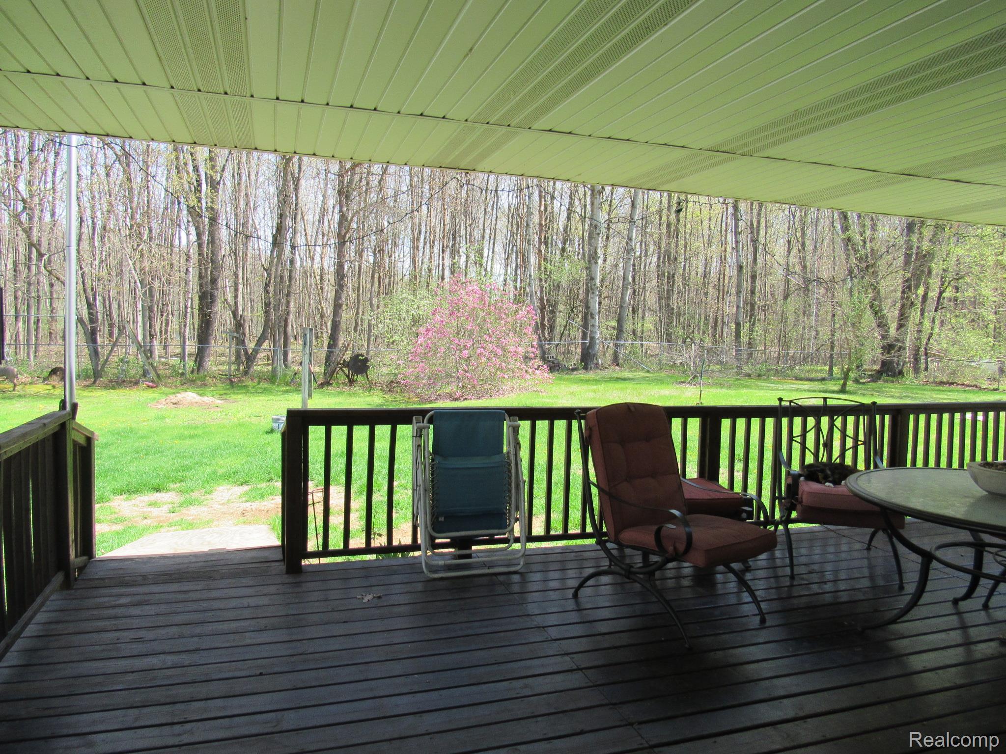 7813 Rookway Road Birch Run, MI 48415 - Photo 11 of 62 View of deck