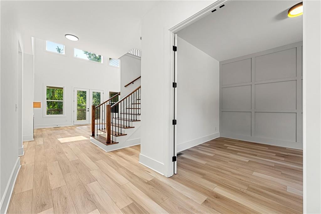 5676 Meadow View Drive Jefferson, GA 30549 - Photo 3 of 43