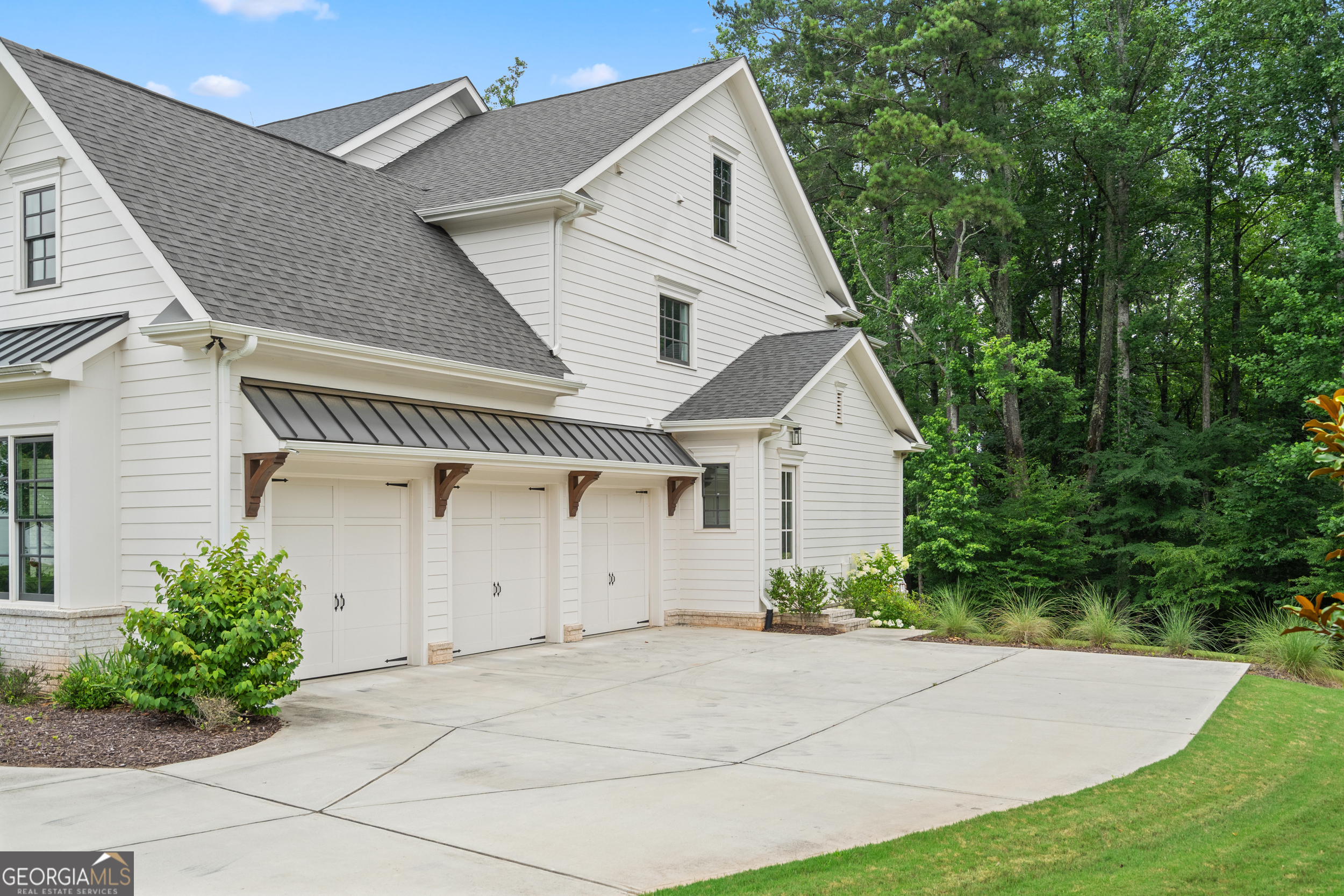 2045 Kent Court Milton, GA 30004 - Photo 15 of 104
