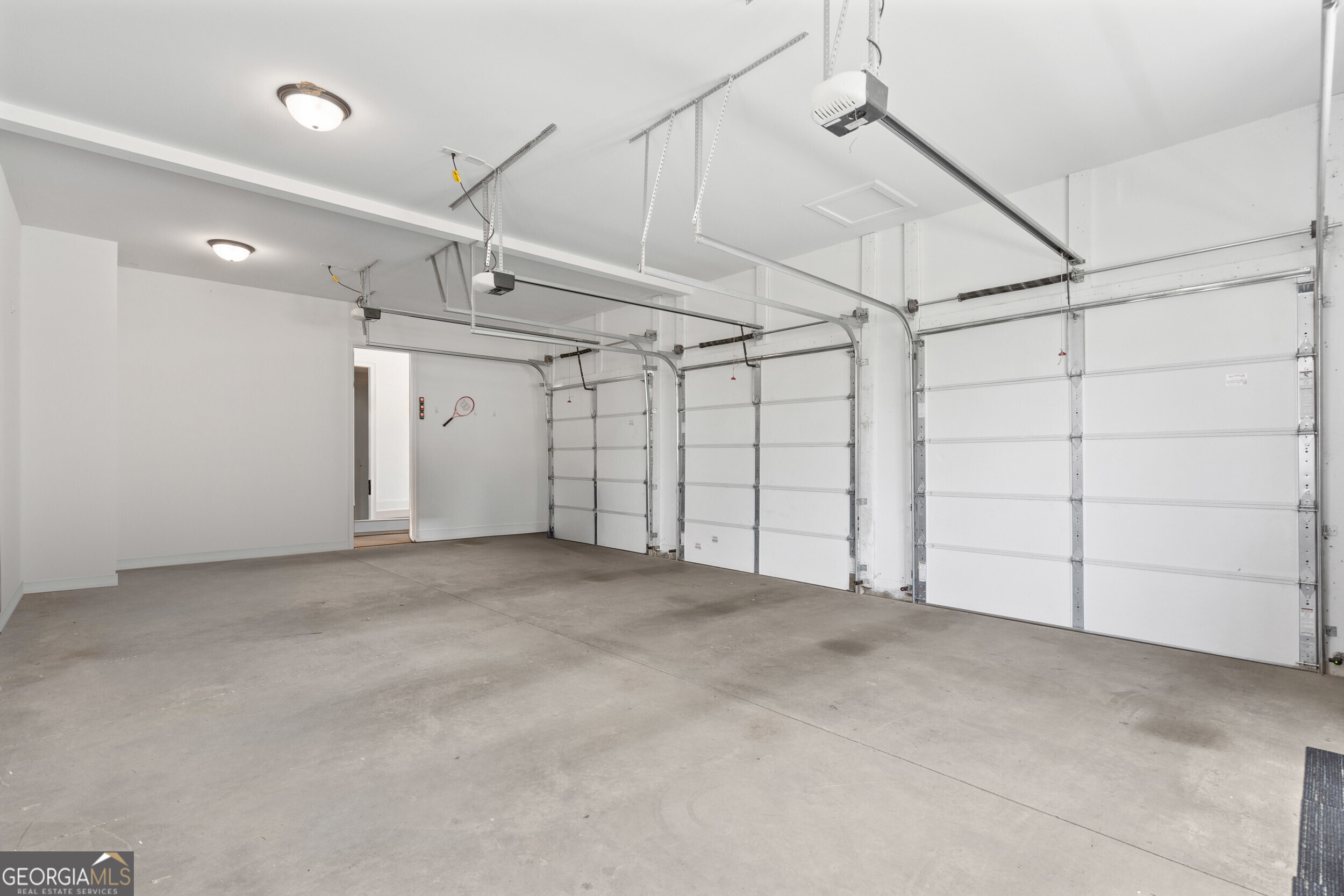 2045 Kent Court Milton, GA 30004 - Photo 73 of 104 a view of a garage