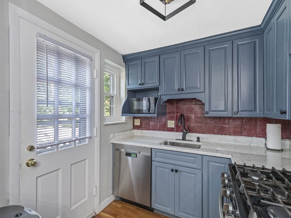 210 Church Street, Unit 210 Waltham, MA 02452 - Photo 5 of 35