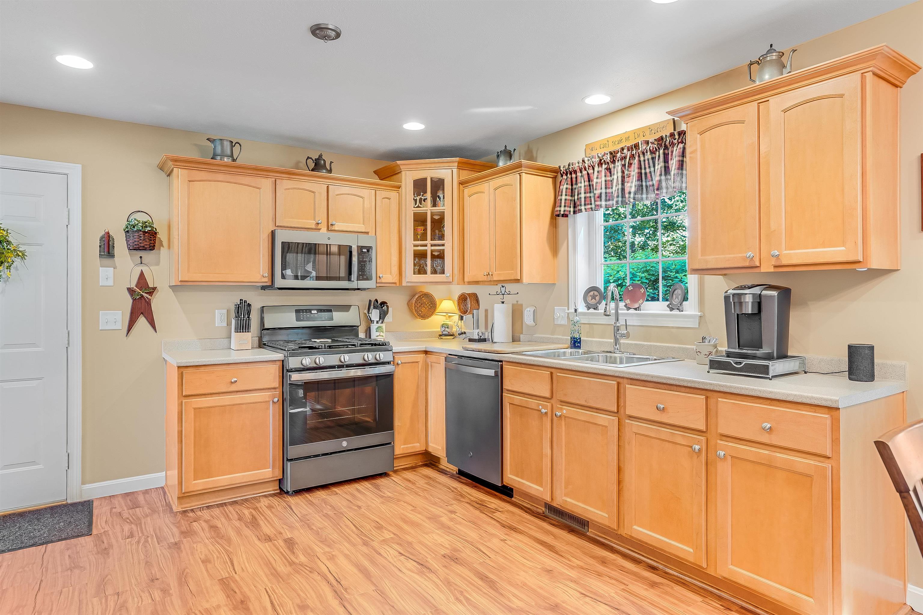 3 Ryan's Way Concord, NH 03301 - Photo 7 of 38