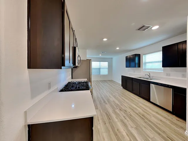 $2,085 | 24139 Mustang Run Drive, Hockley, TX 77447