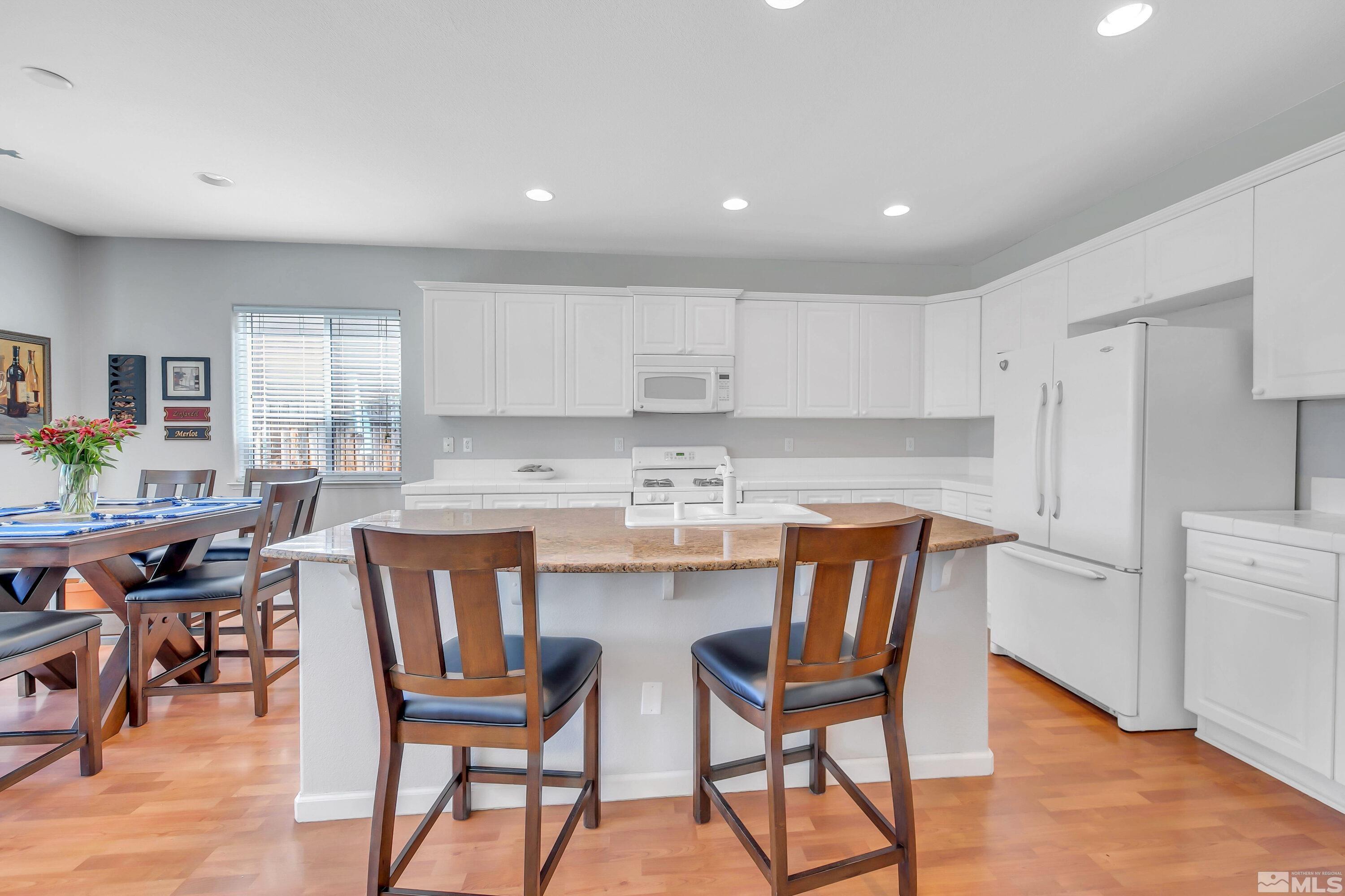 2535 Perryville Drive Reno, NV 89521 - Photo 10 of 39 Photo 10