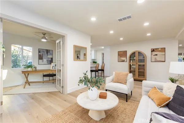 $4,400 | 12097 Pastoral Road, San Diego, CA 92128
