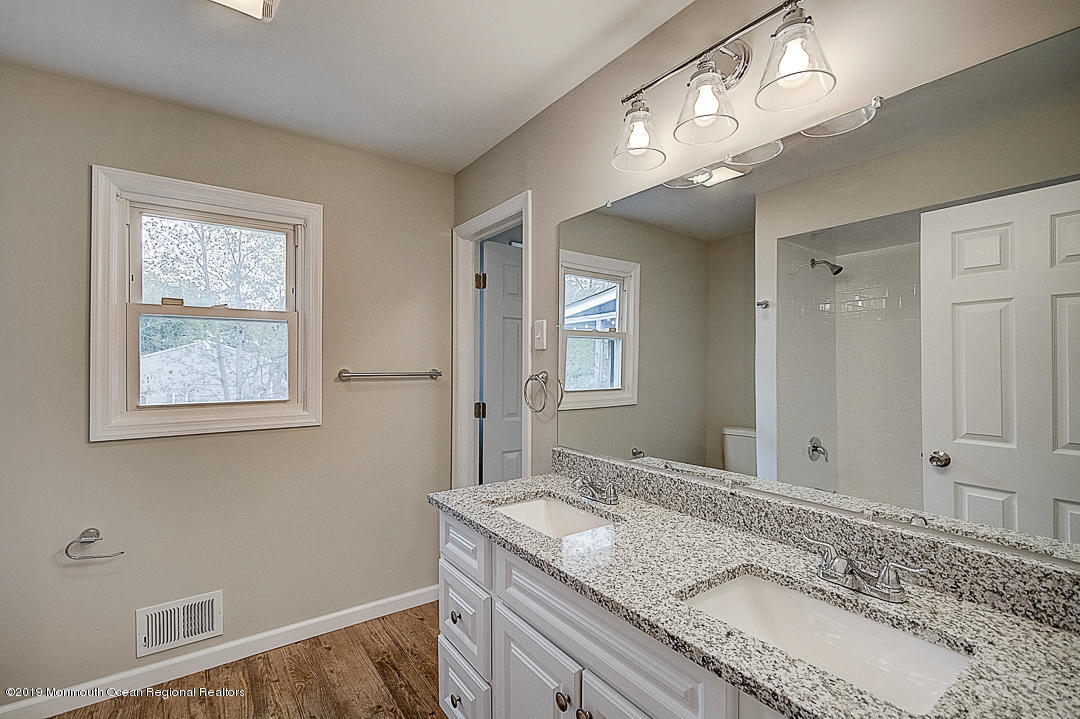 24 Pine Road Howell, NJ 07731 - Photo 11 of 21 Pine Rd - MLS-22