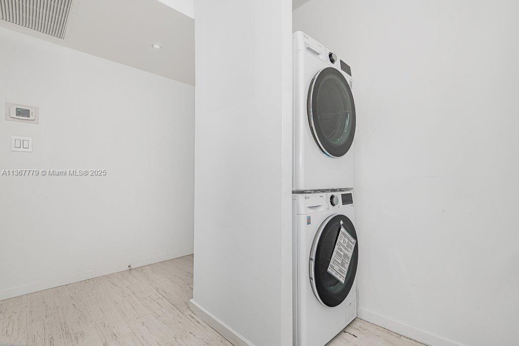 2301 Collins Avenue, Unit 1032 Miami Beach, FL 33139 - Photo 17 of 25