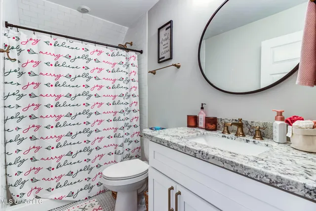 $494,000 | 10510 East Landon Green Circle, Gulfport, MS 39503