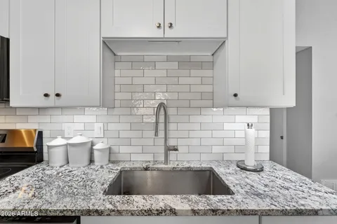 $389,000 | 4203 North 36th Street, Unit 11, Phoenix, AZ 85018