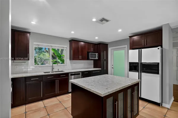$5,500 | 6767 Southwest 154th Street, Palmetto Bay, FL 33157