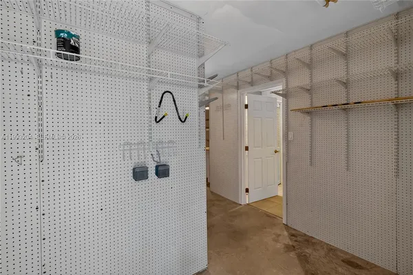 $5,500 | 6767 Southwest 154th Street, Palmetto Bay, FL 33157