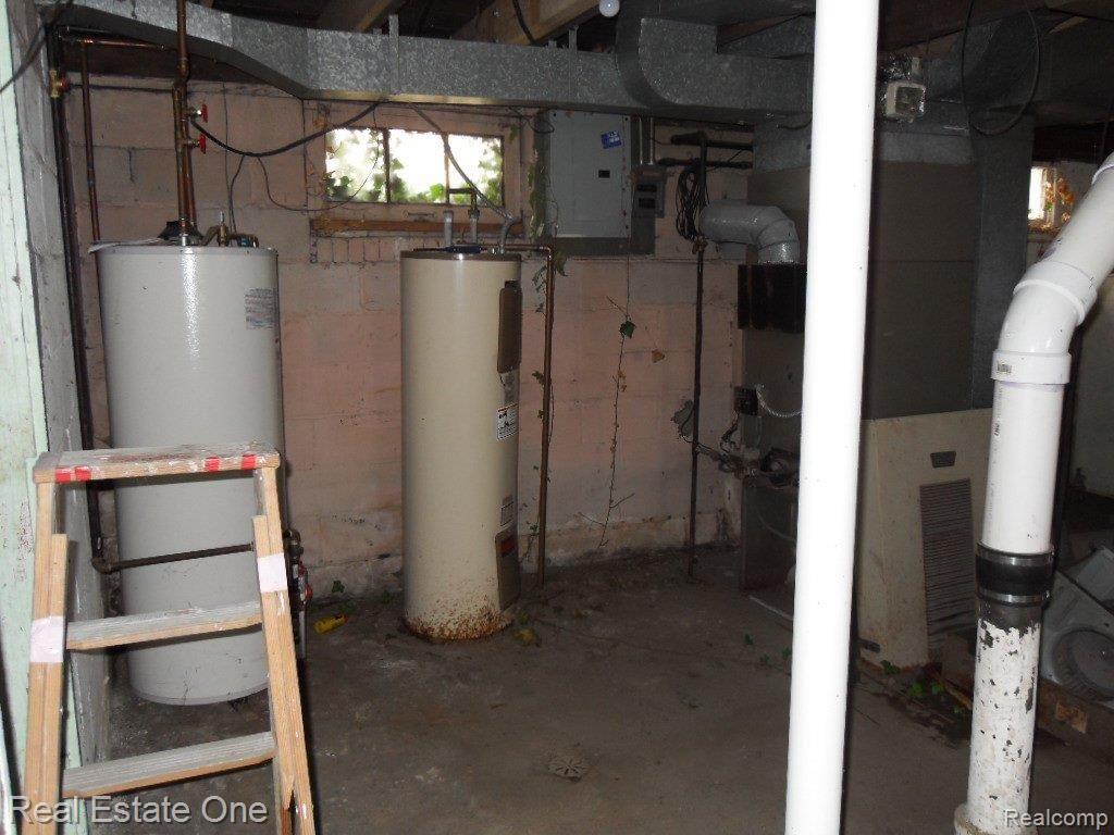 3034 Inman Street Ferndale, MI 48220 - Photo 16 of 24 SDC10397