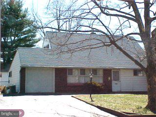 30 Queen Anne Road Levittown, PA 19057 - Photo 1 of 1 Gallery Image 1