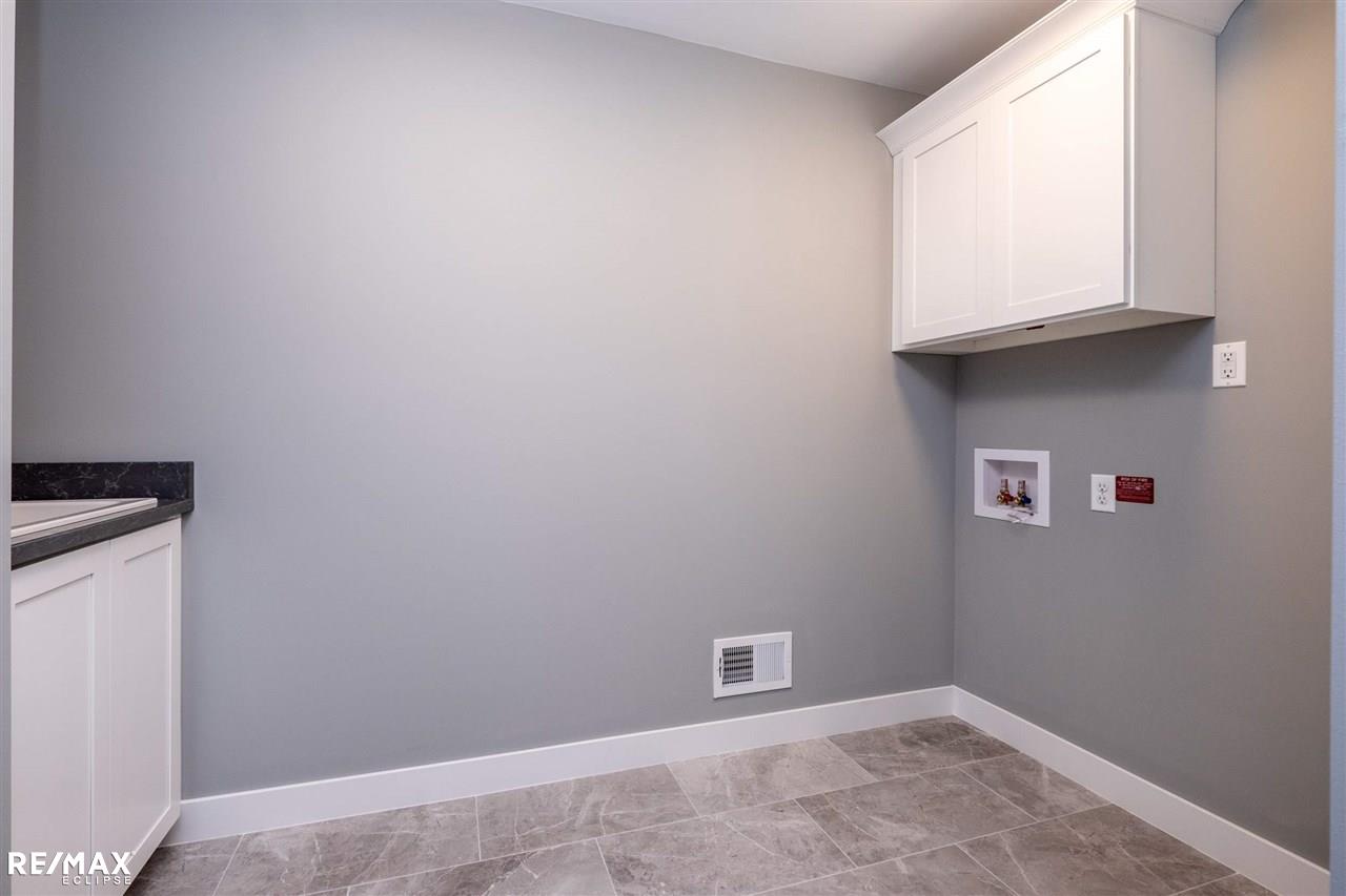 49409 Split Rock Road Macomb, MI 48044 - Photo 33 of 35