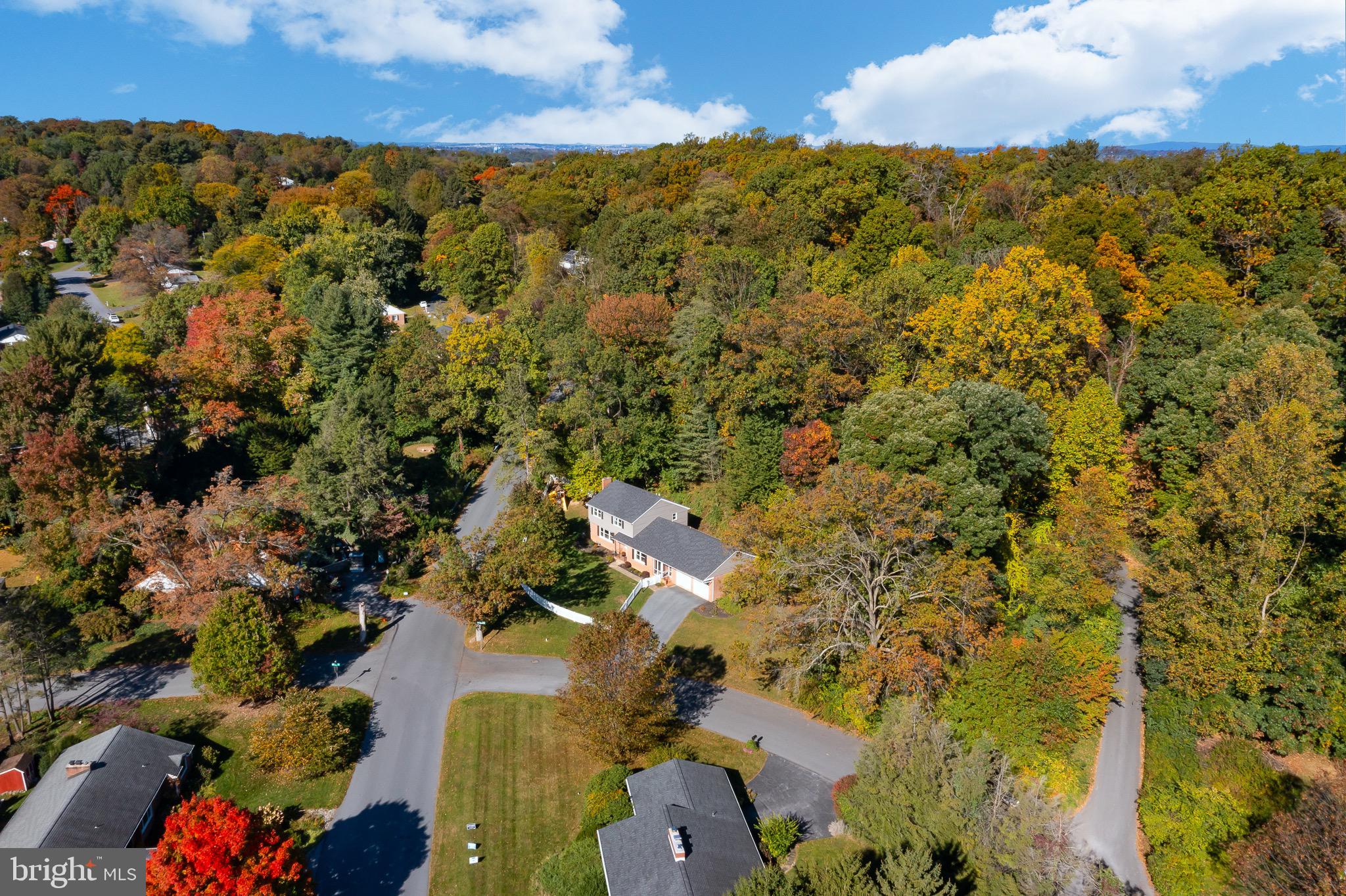 2337 Woodwick Road Lancaster, PA 17601 - Photo 3 of 49 Gallery Image 3