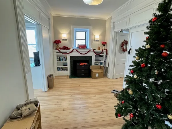 $7,350 | 1284 Commonwealth Avenue, Unit 7, Boston, MA 02134