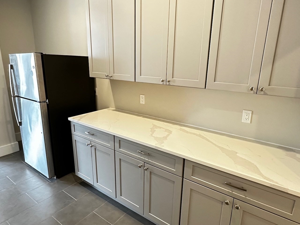 1284 Commonwealth Avenue, Unit 7 Boston, MA 02134 - Photo 9 of 42