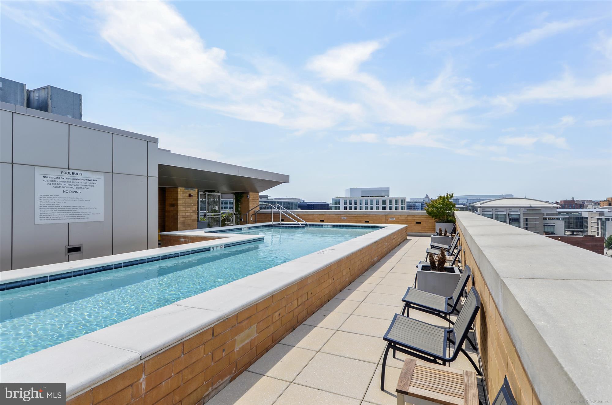 475 K Street Northwest, Unit 626 Washington, DC 20001 - Photo 38 of 59 Rooftop pool