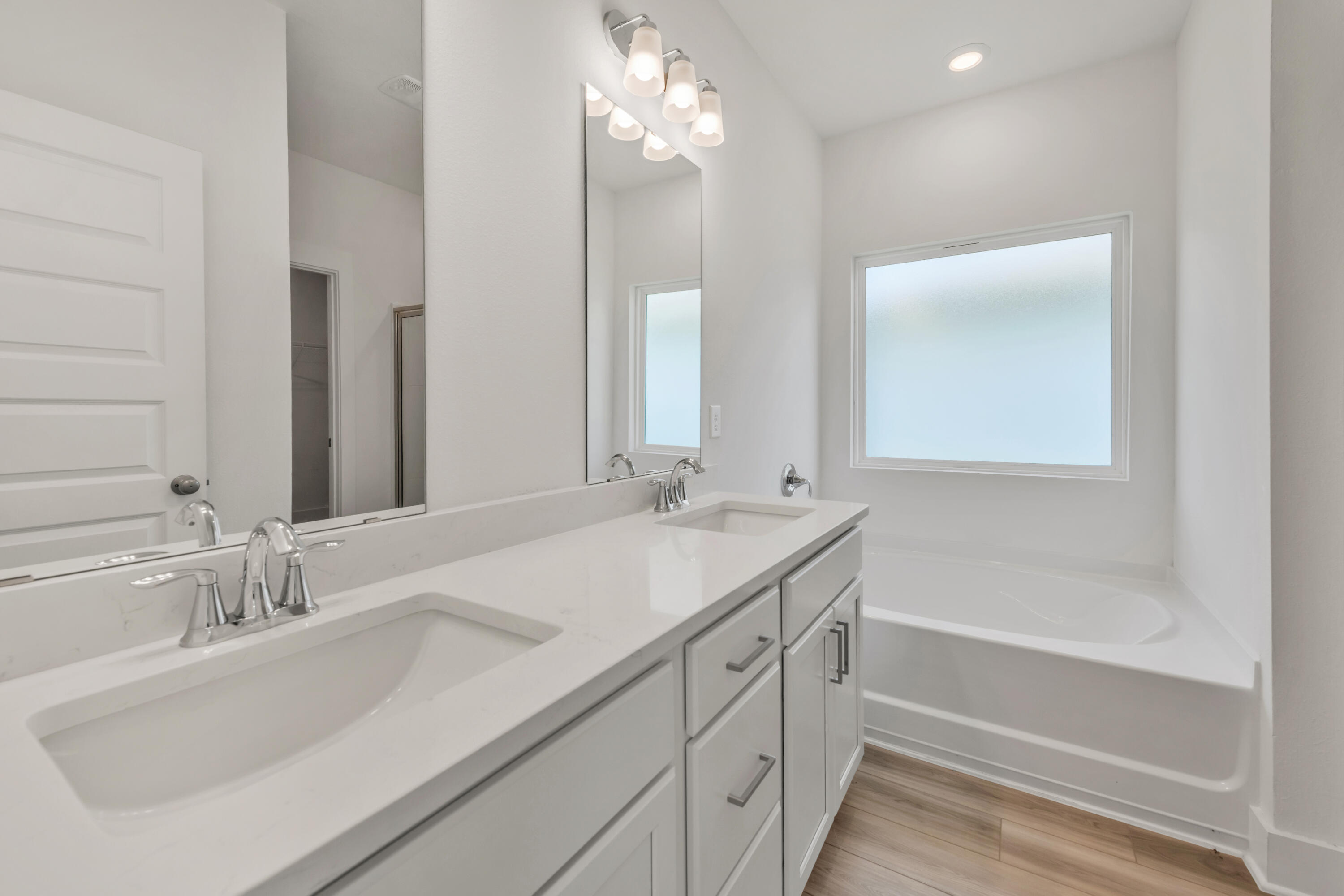161 Blooming Cove Crestview, FL 32539 - Photo 13 of 23 _D851891