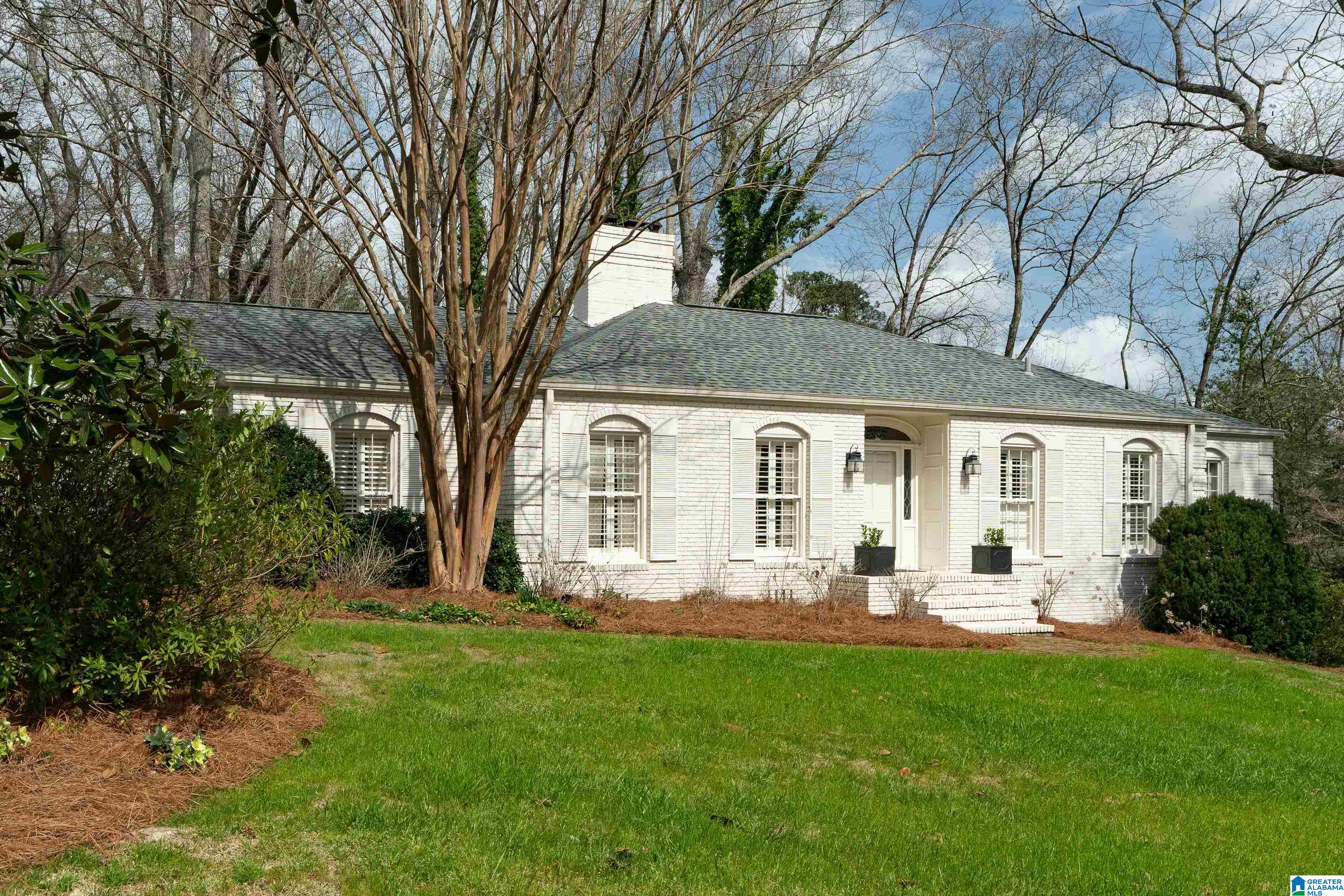 3112 Warrington Road Birmingham, AL 35223 - Photo 1 of 34
