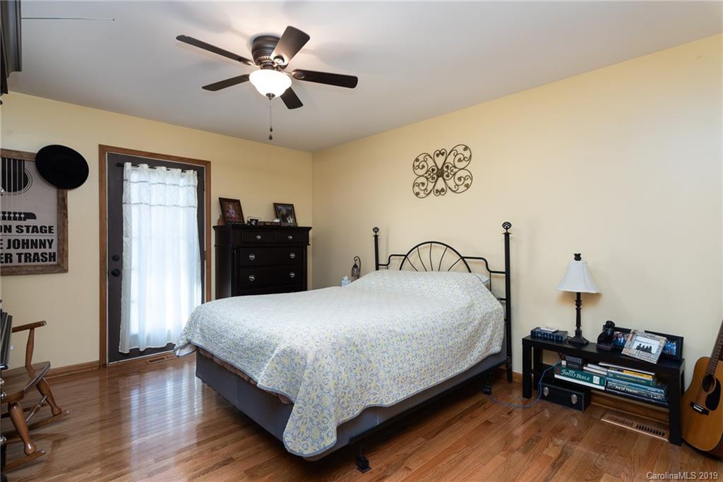 2461 Otis Dellinger Road Lincolnton, NC 28092 - Photo 14 of 26 Gallery Image 14