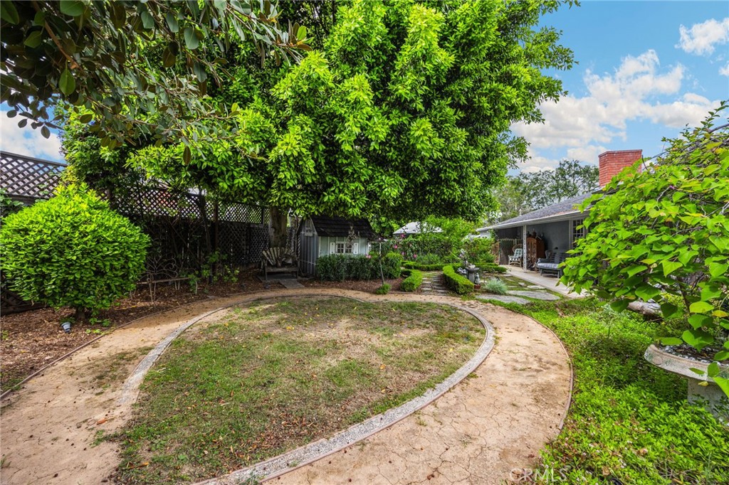 419 East Sunny Hills Road Fullerton, CA 92835 - Photo 31 of 33