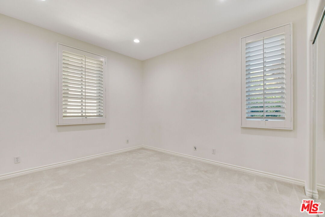 24 Still Water Newport Coast, CA 92657 - Photo 25 of 56 an empty room with windows