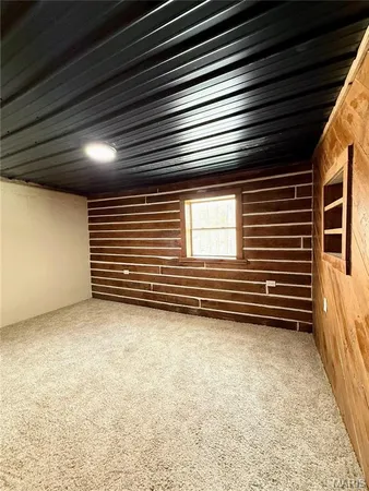 $329,000 | 21711 Hackberry Trail, Kirksville, MO 63501