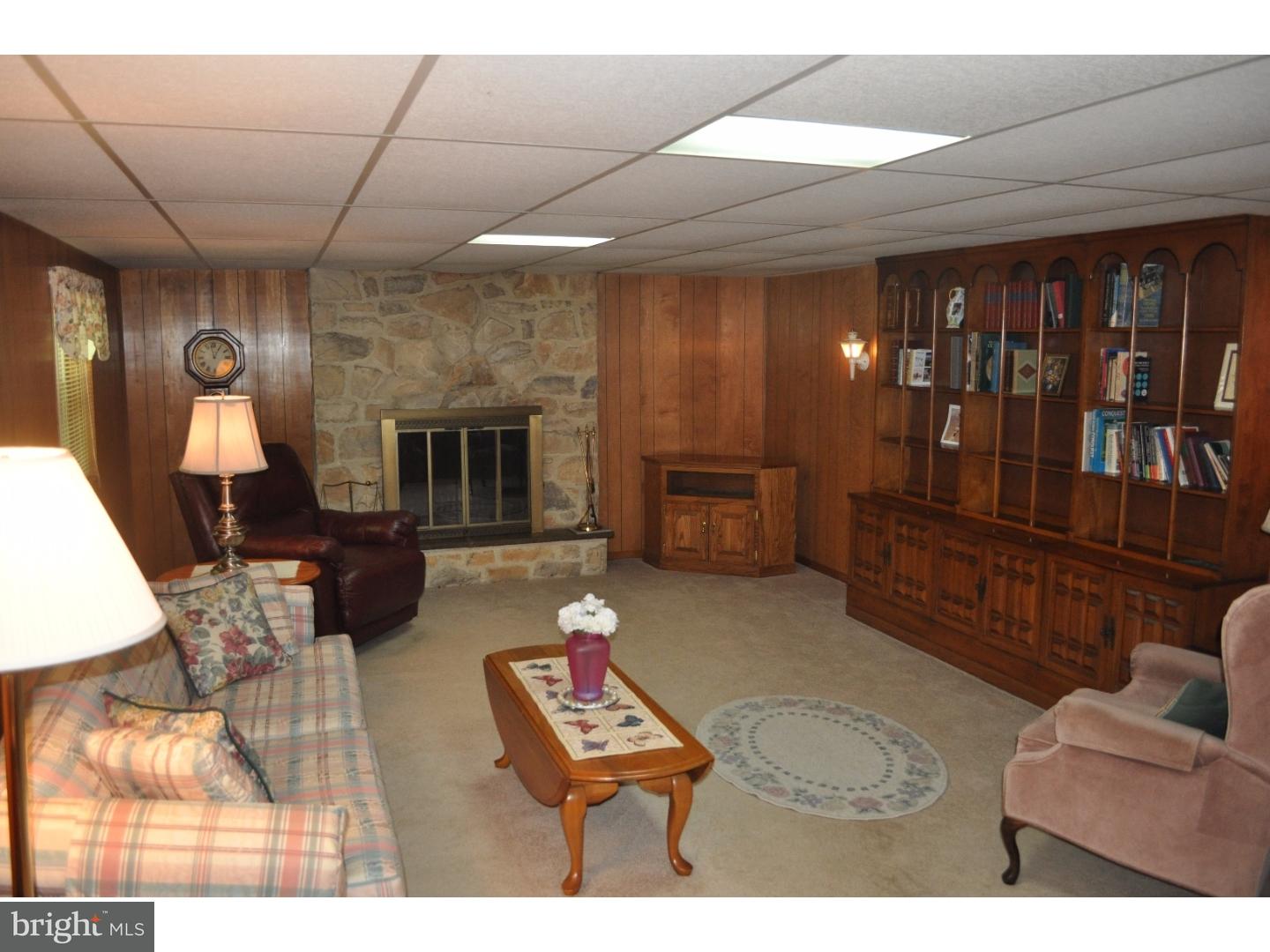 350 Ambler Road Fort Washington, PA 19034 - Photo 12 of 25 Family Room
