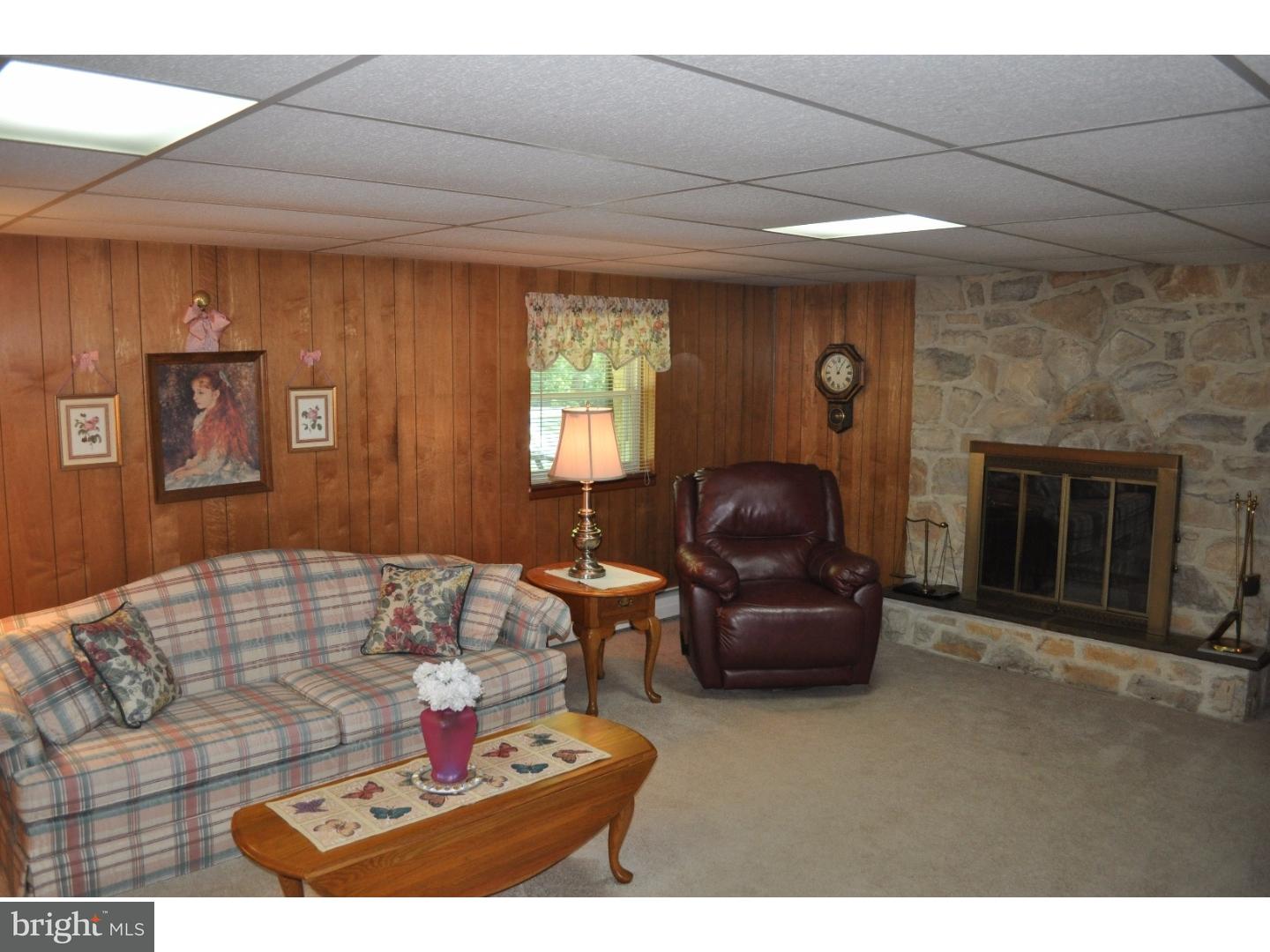 350 Ambler Road Fort Washington, PA 19034 - Photo 13 of 25 Family Room