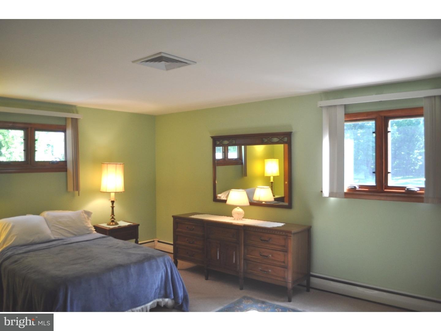 350 Ambler Road Fort Washington, PA 19034 - Photo 16 of 25 Bedroom - Main
